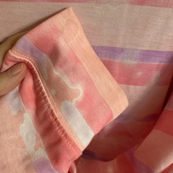 NWOT ladies long sleeve breast cancer graphic tee, size L, “Never Give Up Hope” - Picture 7 of 16